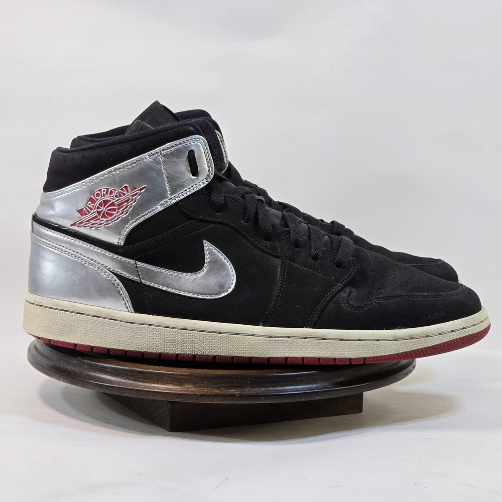 Air Jordan 1 Mid SE Shoes Mens Size 10.5 Black Silver Red OG 554724-057 Retro